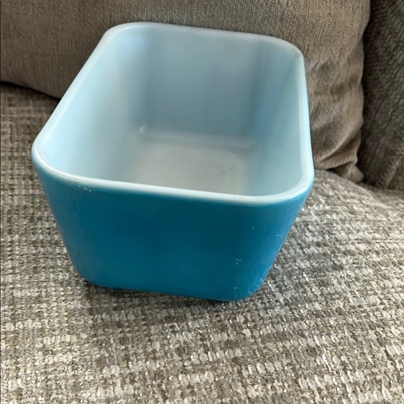 Pyrex Blue Bakeware Rectangular Dish - Picture 4 of 9